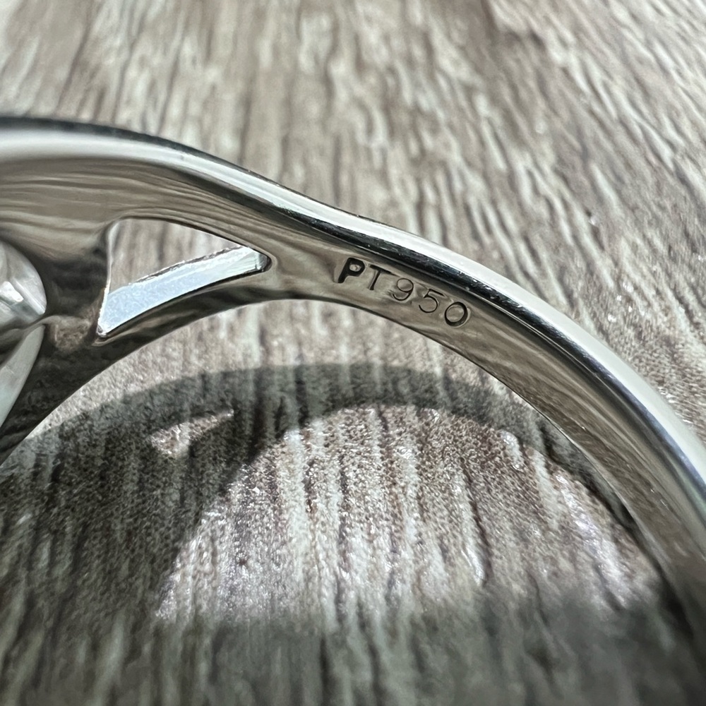 Tiffany & Co. voile platinum and diamond‎ ring - Picture 13 of 15